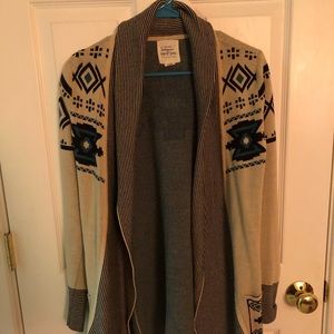 Aztec printed cardigan with pockets